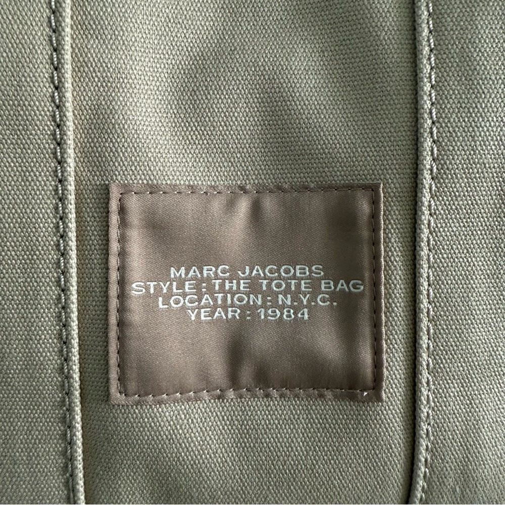 Marc Jacobs The Small Canvas Tote Bag - Picture 5 of 12